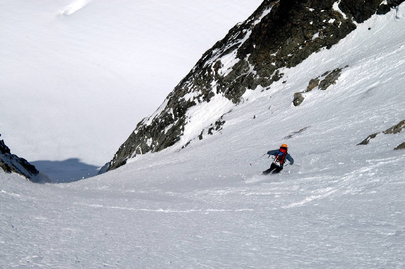 mt buckner north couloir ski descent one-day climb and ski