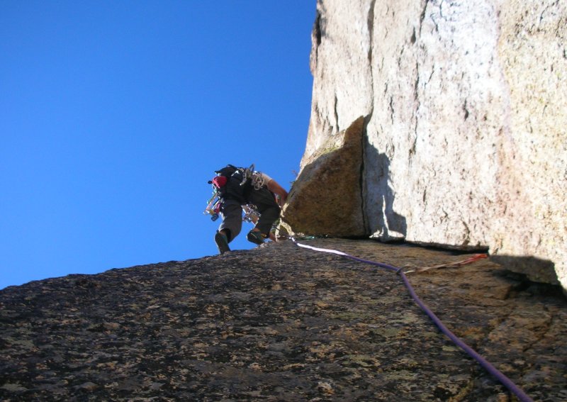 south early winters spire east buttress alpine rock climbing alpine cragging