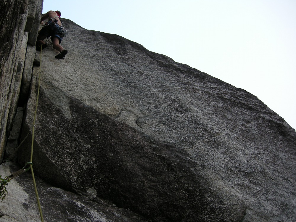 Squamish Climbing, Birds of Prey