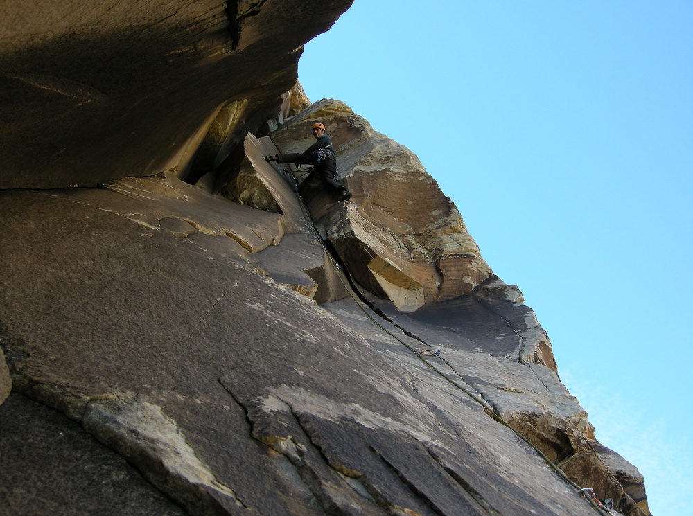 red rocks climbing black velvet wall fiddler on the roof