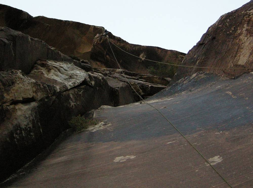 red rocks climbing black velvet wall fiddler on the roof