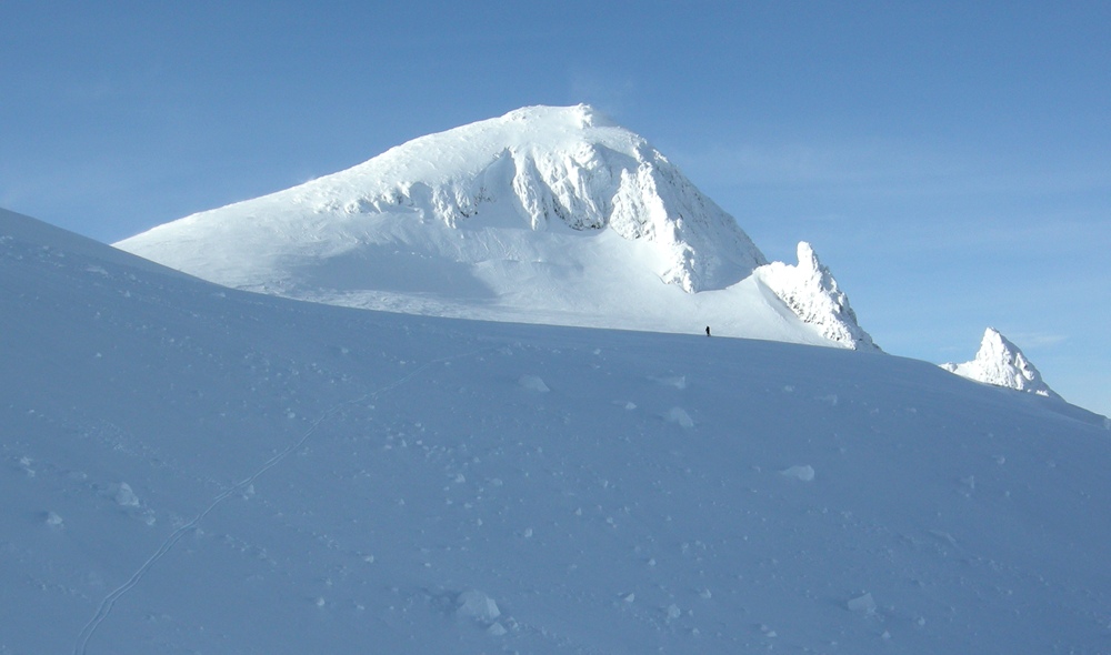 ski steep powder