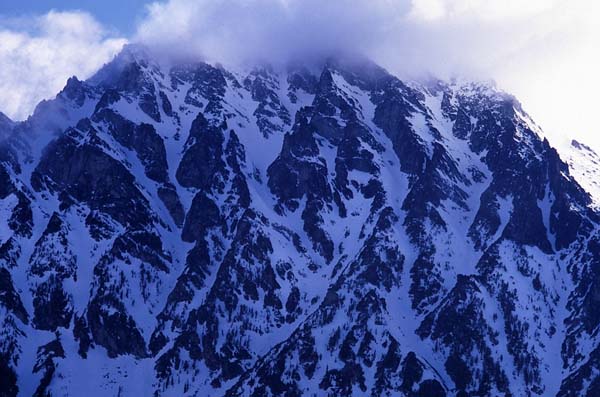 mt stuart cascadian couloir ski