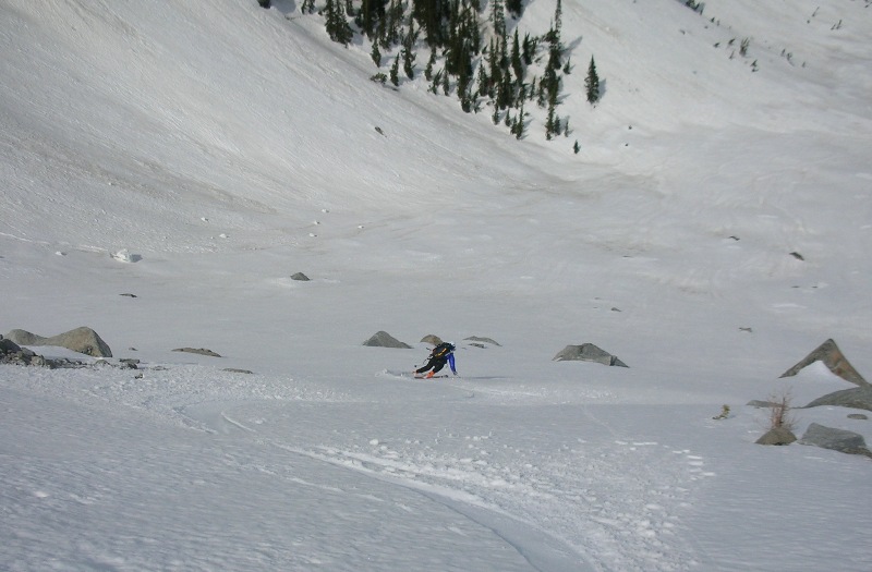 mt stuart ice cliff glacier one-day climb and ski descent fast-and-light steep skiing alpinism