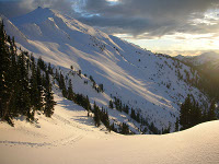 Hidden Lake Peaks skintrack sunset