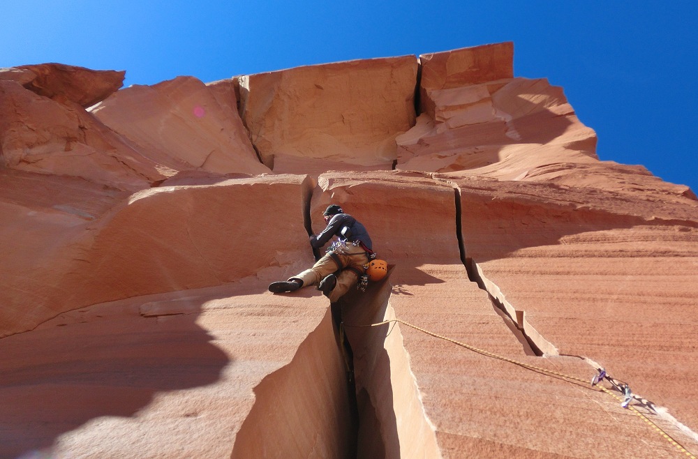 Indian Creek, North Six Shooter Tower, Lightning Bolt Crack photos