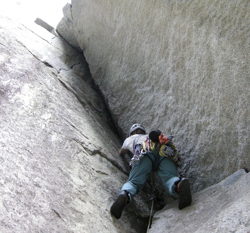 squamish rock climbing