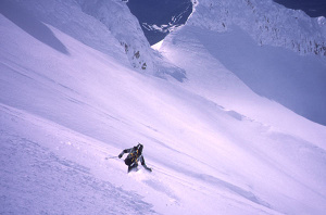 Skiing above Illumination Saddle