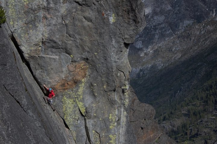 Warrior crack 2 (800x533).jpg